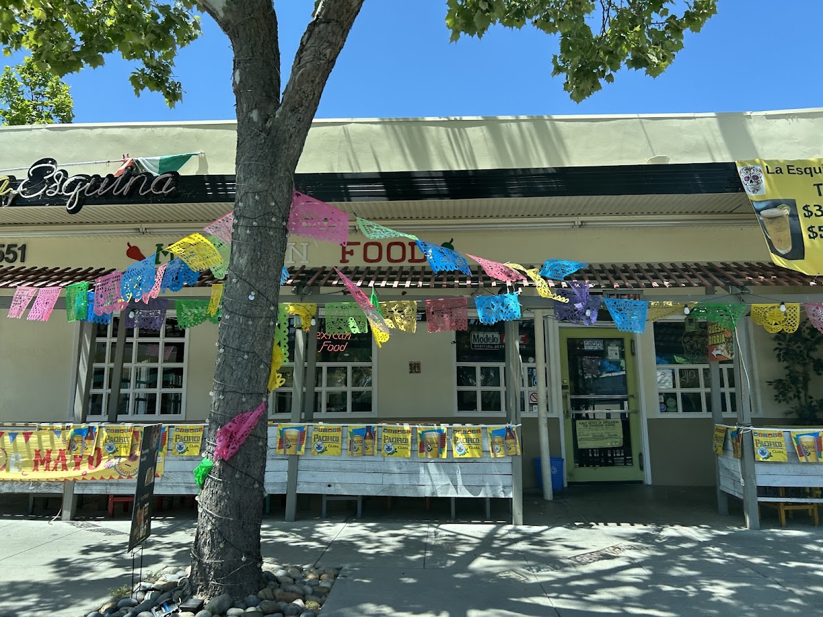 La Esquina Mexican Food-3